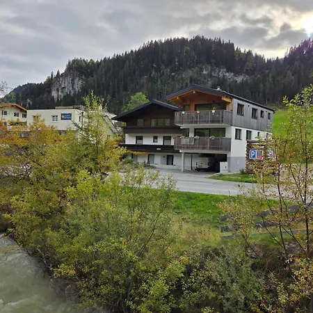 Haus Amber Appartamento *