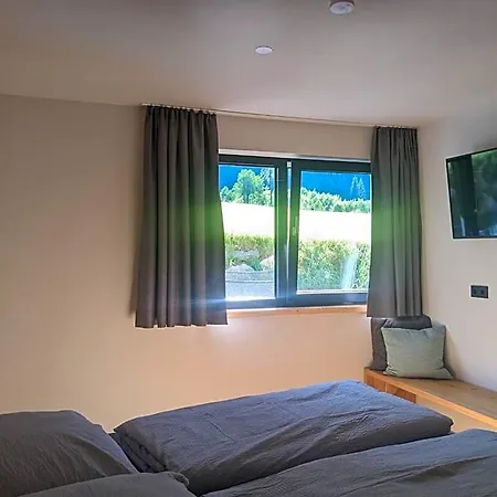 Haus Amber Клайнарль
